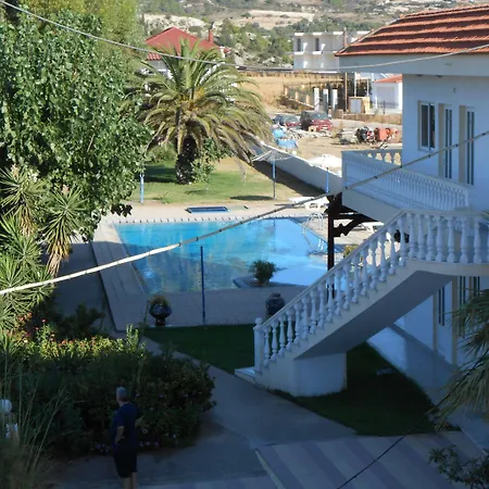 Helgas Paradise Hotel Afantou