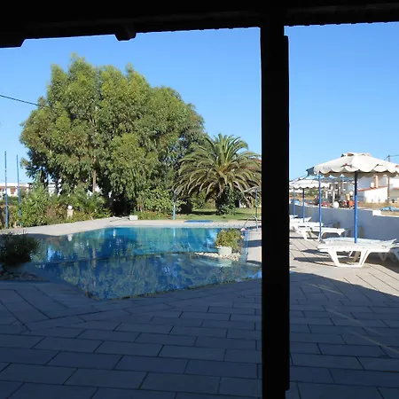 Szálloda Helgas Paradise Afándu