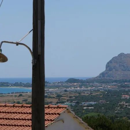 Helgas Paradise Szálloda