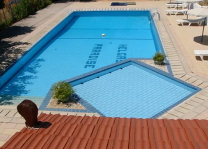 Hotel Helgas Paradise 3*