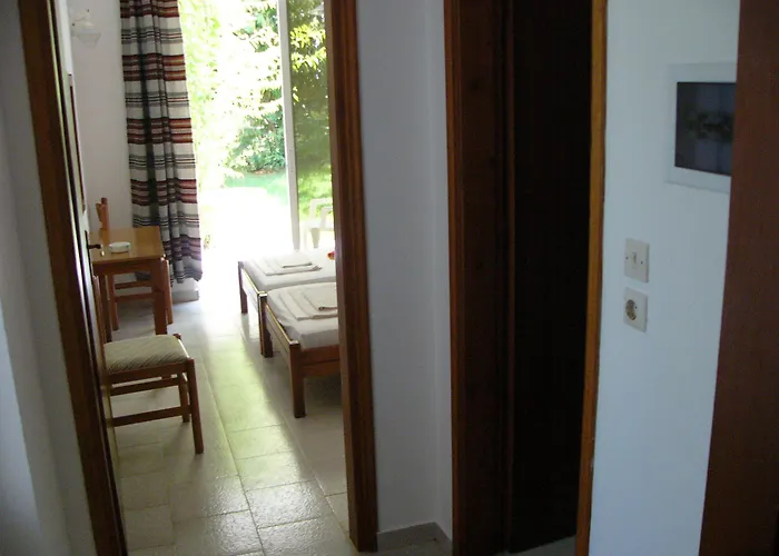 Otel Helgas Paradise