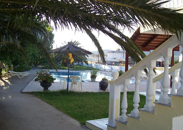 Helgas Paradise Otel