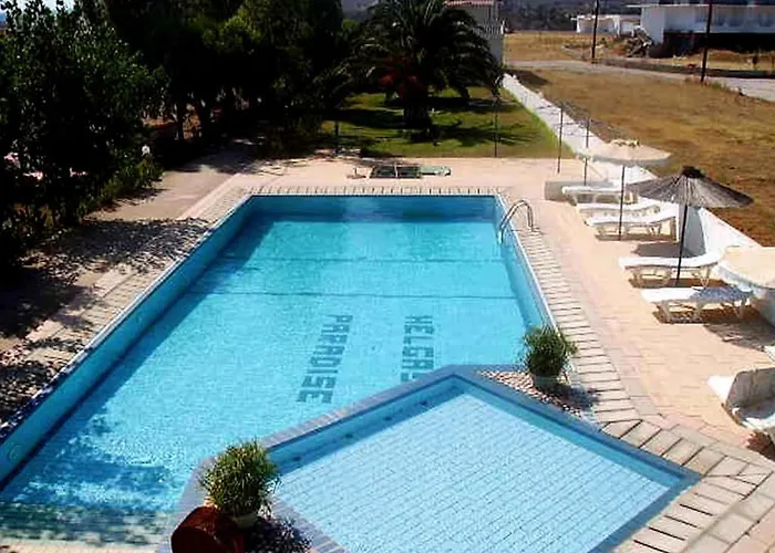 Helgas Paradise Otel