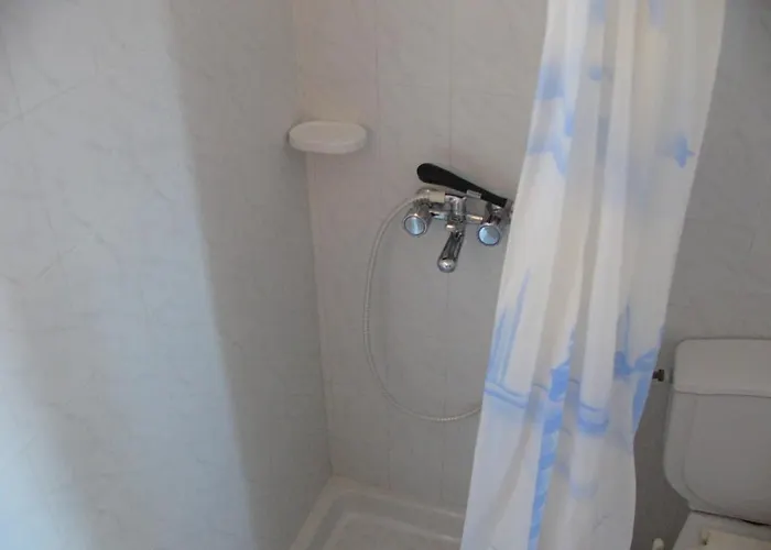 Helgas Paradise Hotel Afandu