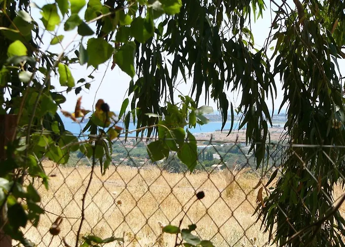 Helgas Paradise Afandu