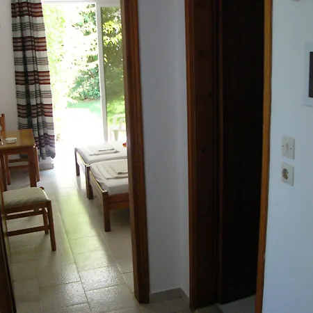 Hotel Helgas Paradise