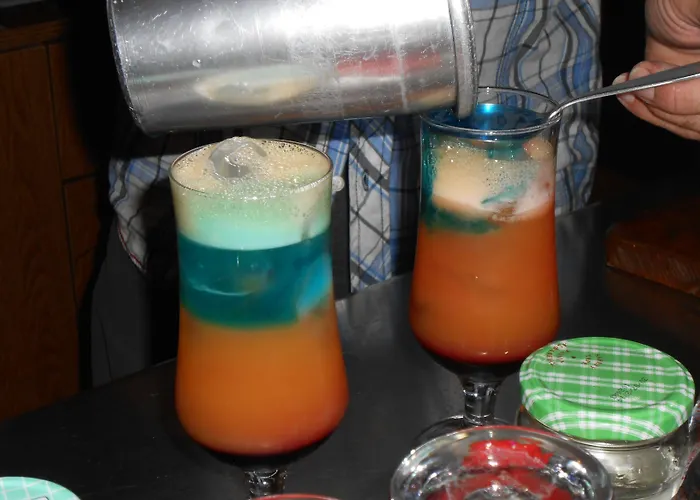 酒店 Helgas Paradise 阿凡投