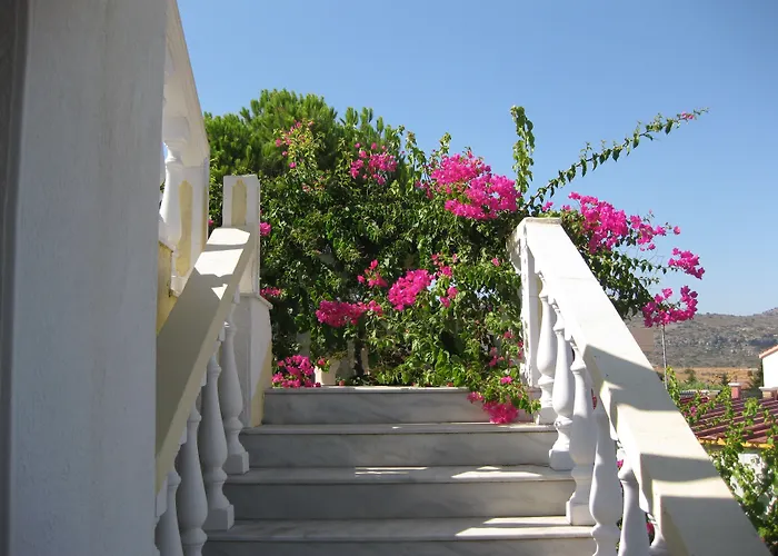 Helgas Paradise Szálloda