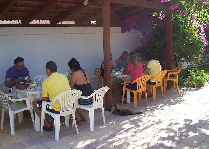 Szálloda Helgas Paradise 3*